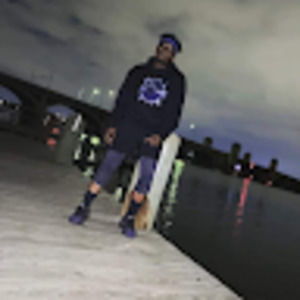 Meet your Posher, Emmanuel